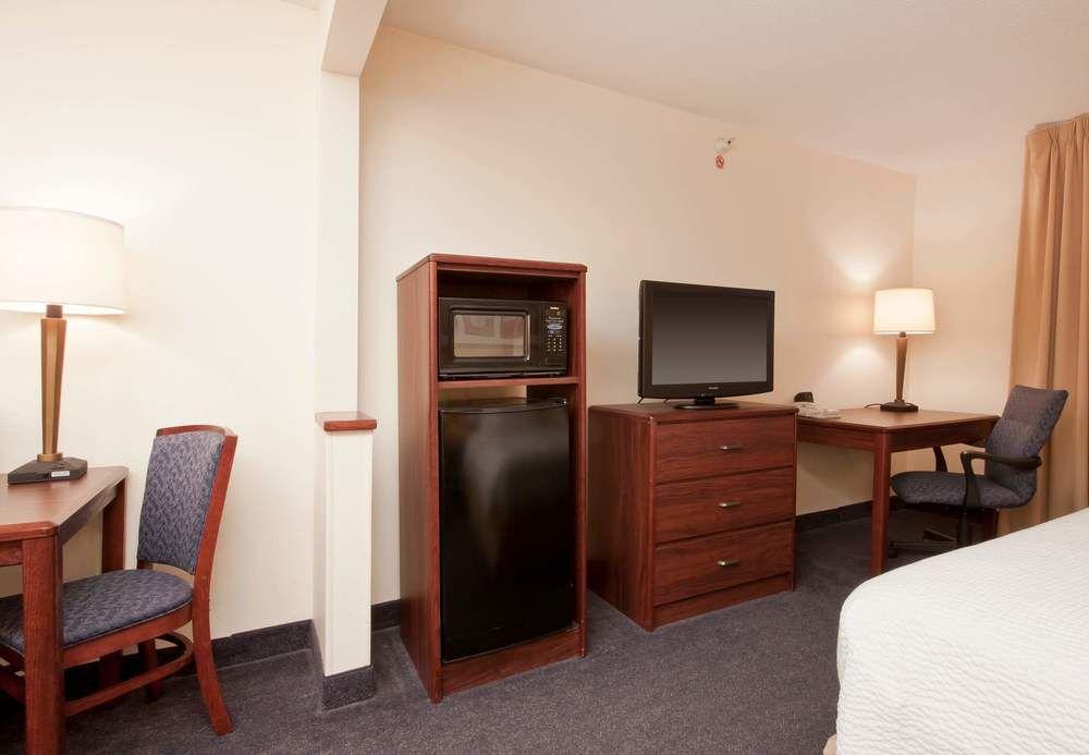 Comfort Inn & Suites Liverpool - Syracuse Εξωτερικό φωτογραφία