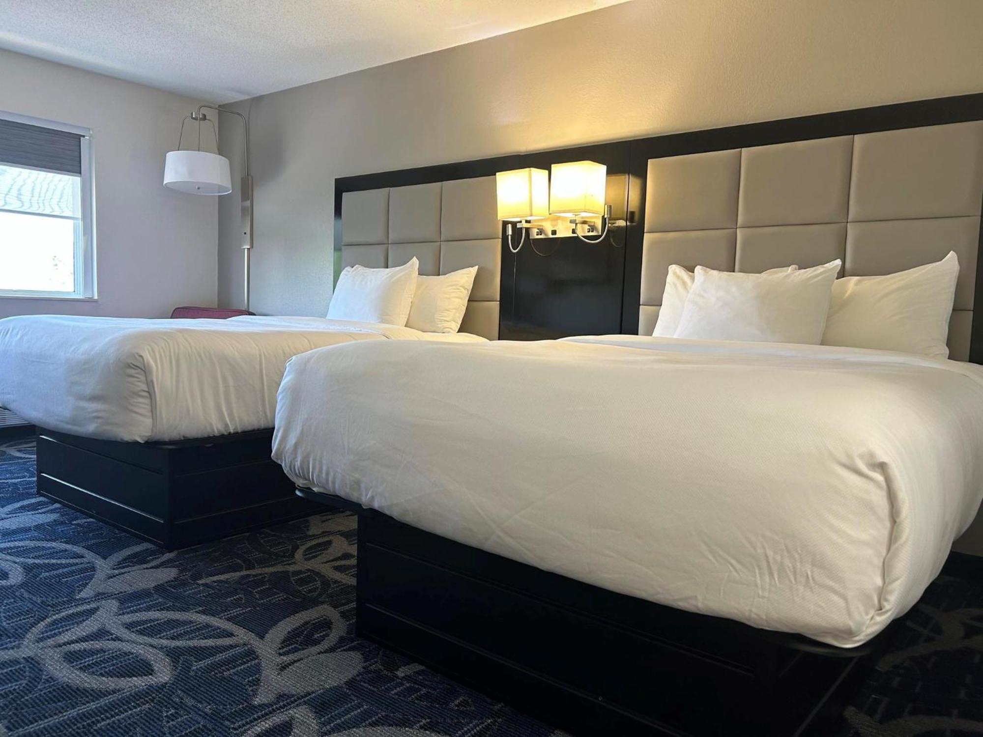 Comfort Inn & Suites Liverpool - Syracuse Εξωτερικό φωτογραφία
